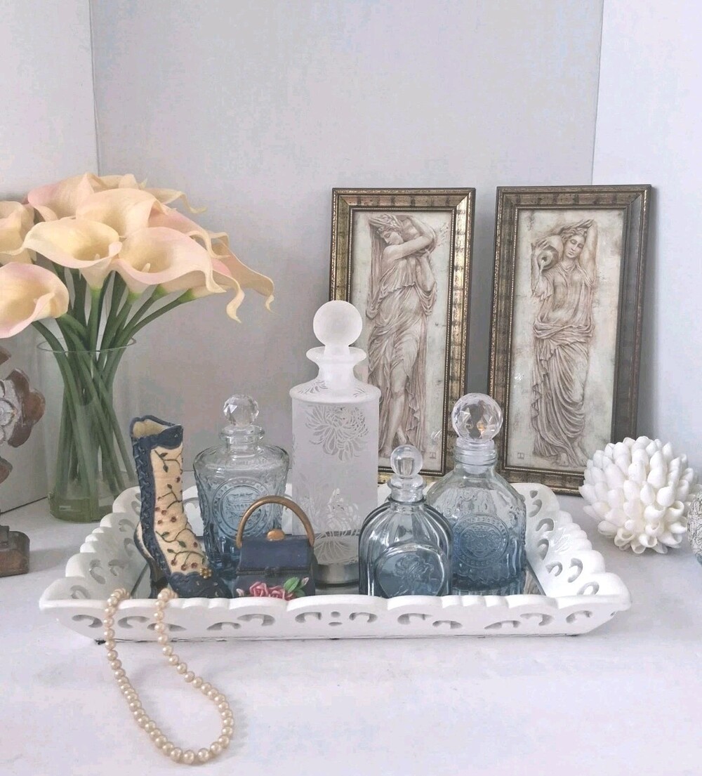 VTG 'Blue' Vanity Set w/Glass Bottles; Ceramic Boot + Purse Trinket Box + Tray!